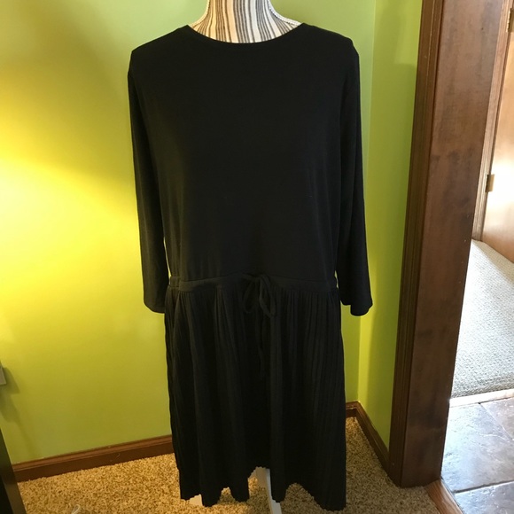 J. Jill Dresses & Skirts - New Black J Jill Pleated Bottom, Tie Waist Dress